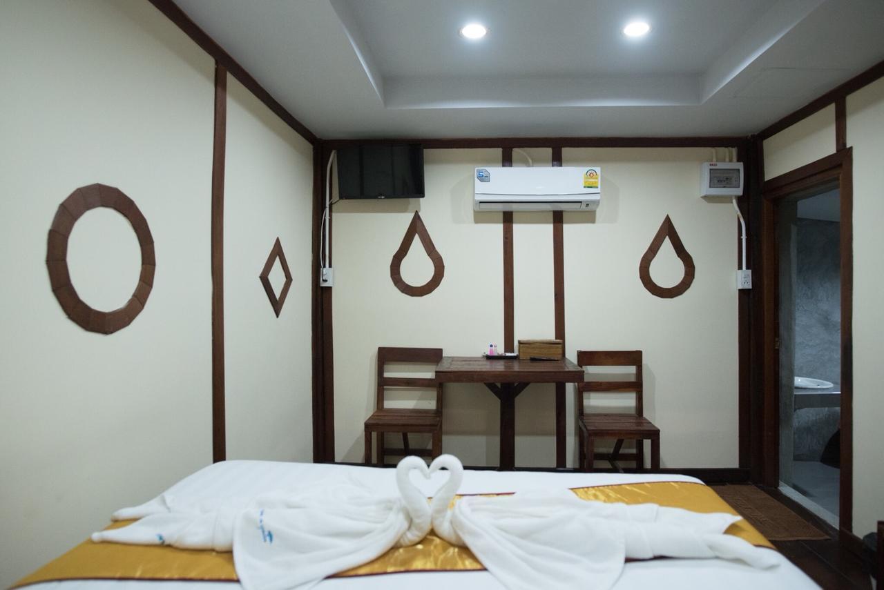 Talad Nam Klong Hae Resort Hat Yai Exterior foto